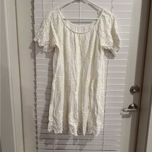 Chic White Lace Midi Dress